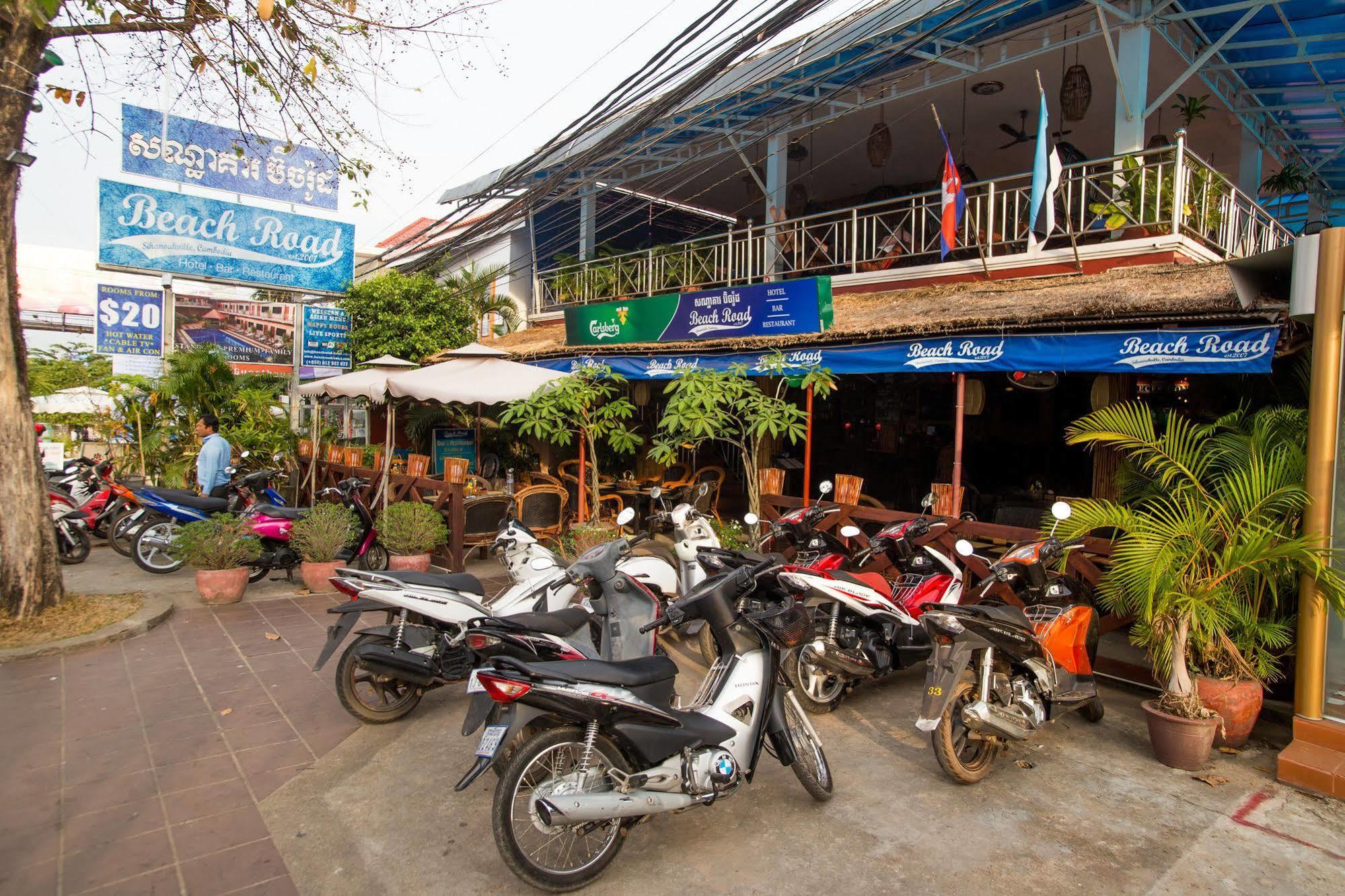 Beach Road Hotel Sihanoukville Exterior foto